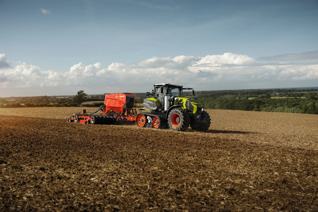 трактор CLAAS AXION 9 трактор CLAAS AXION 9